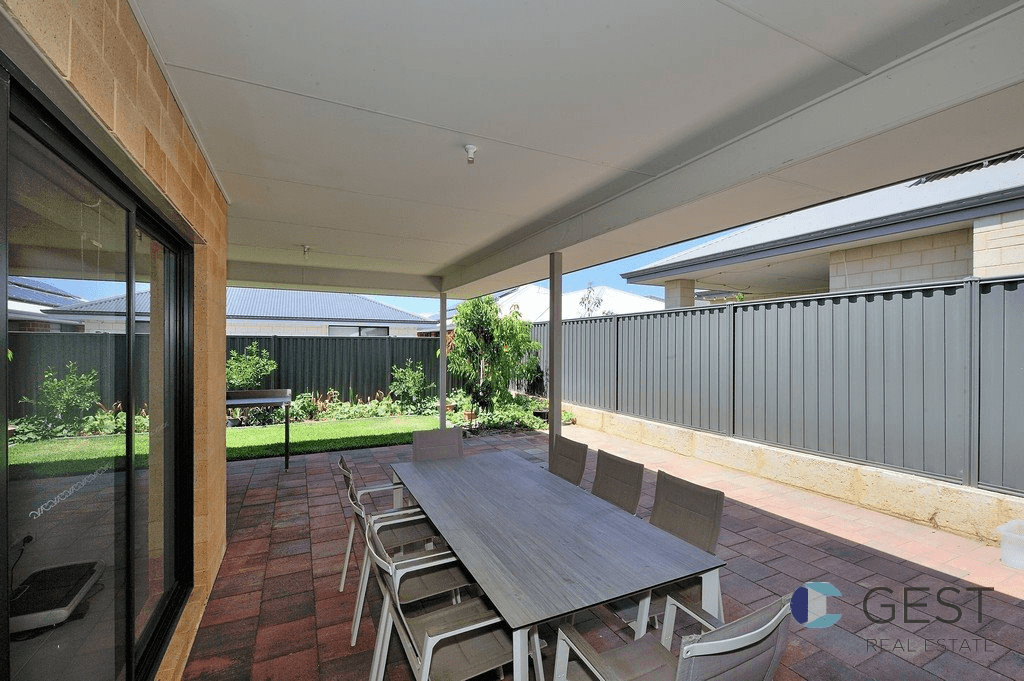 17 WASKERLY Place, AVELEY, WA 6069