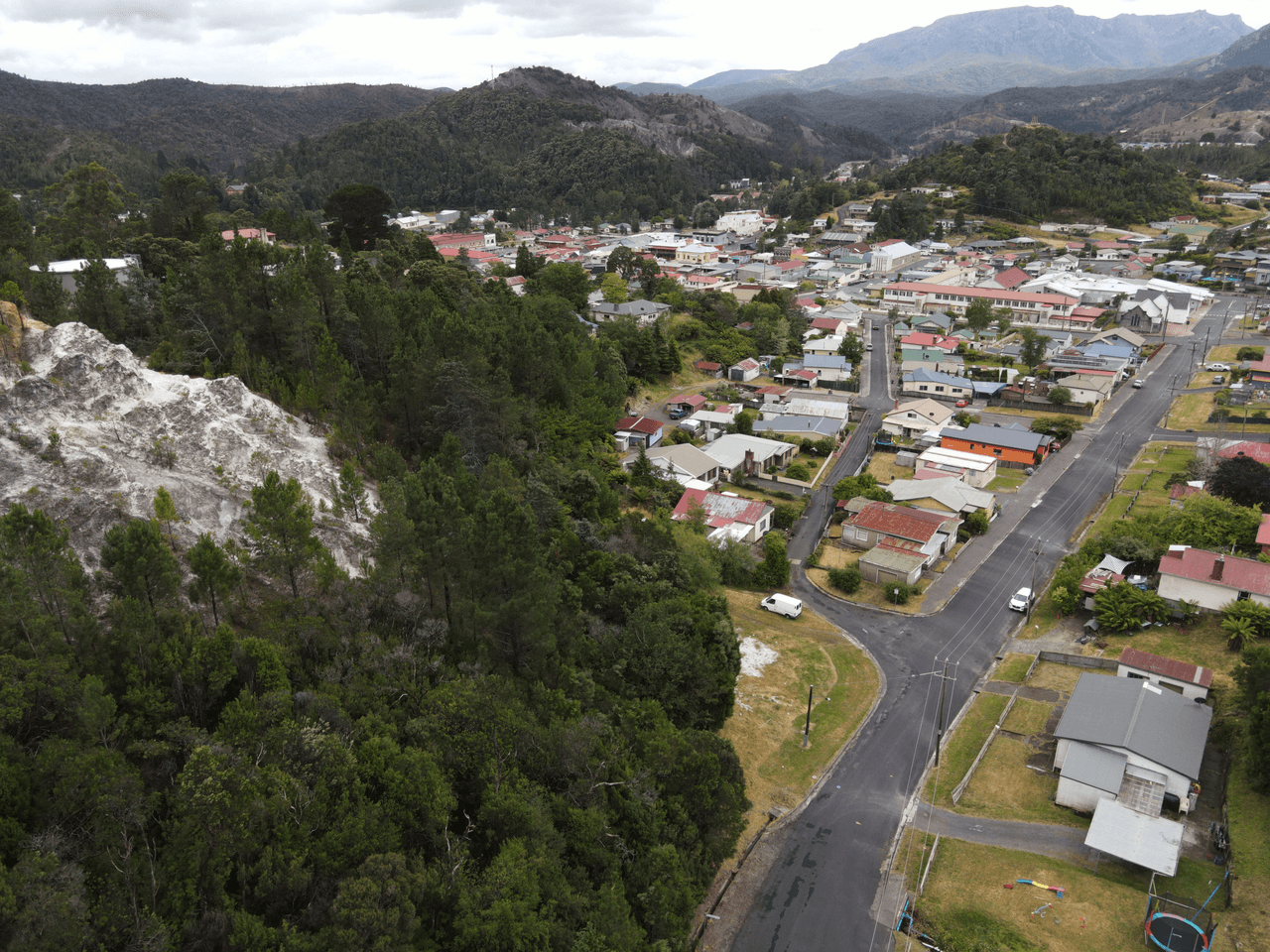 24 Dixon Street, QUEENSTOWN, TAS 7467