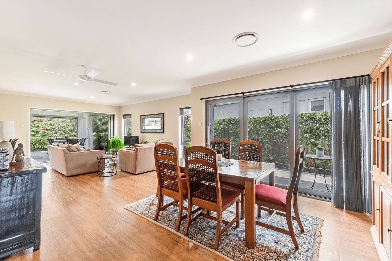 16 The Drive, YAMBA, NSW 2464