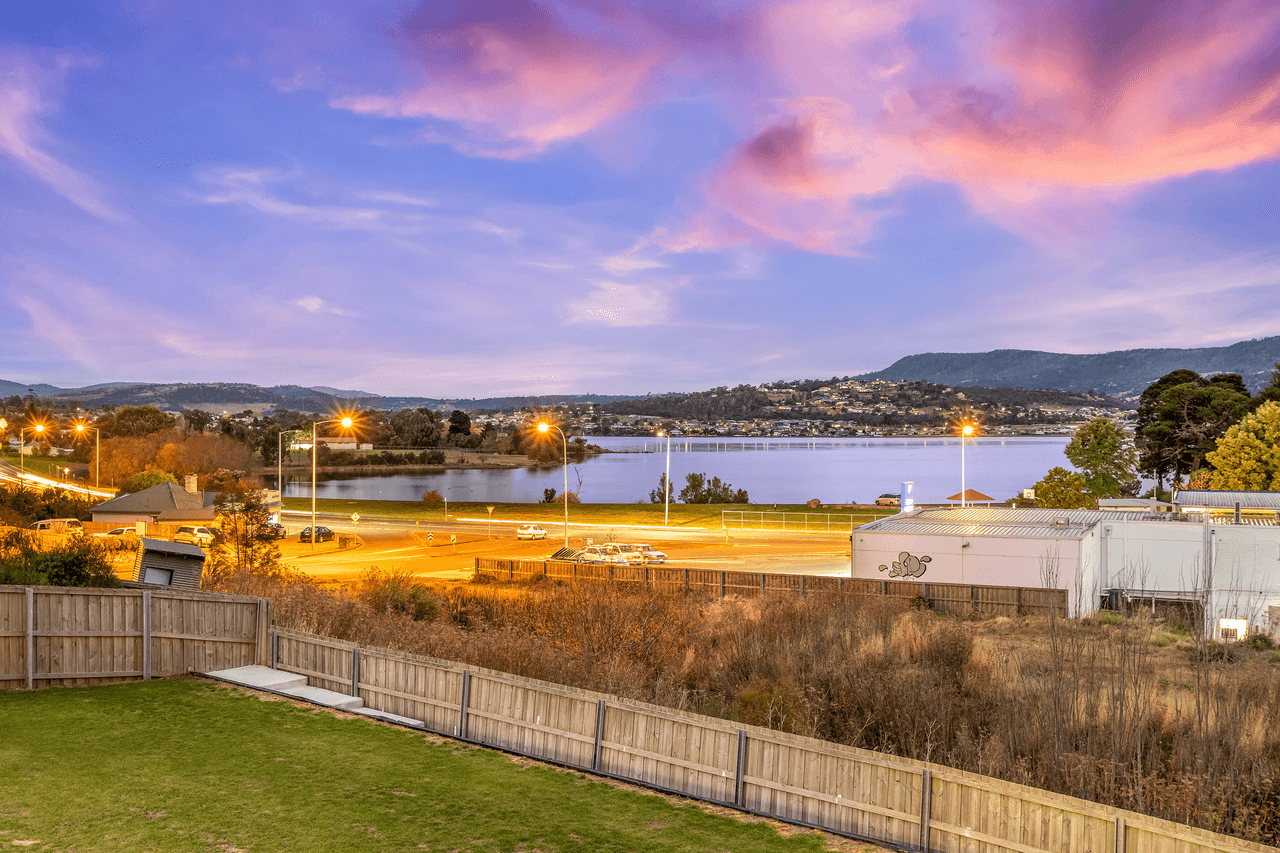 11A Abbotsfield Road, CLAREMONT, TAS 7011