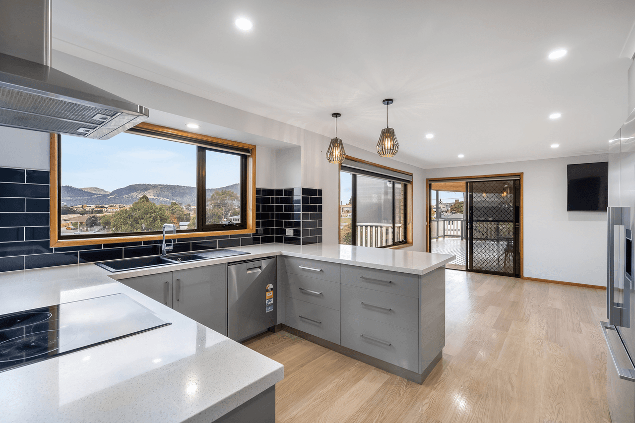 11A Abbotsfield Road, CLAREMONT, TAS 7011