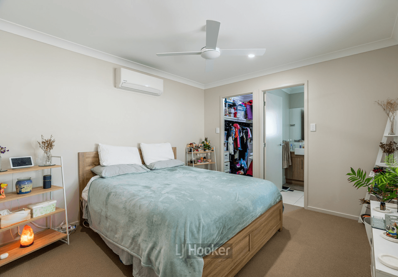 320 Middle Road, BORONIA HEIGHTS, QLD 4124