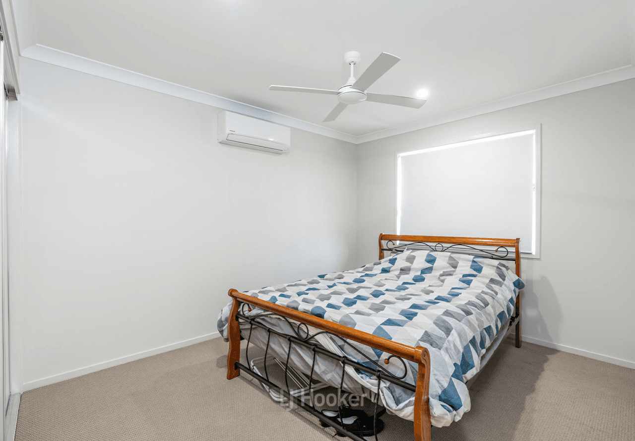 320 Middle Road, BORONIA HEIGHTS, QLD 4124