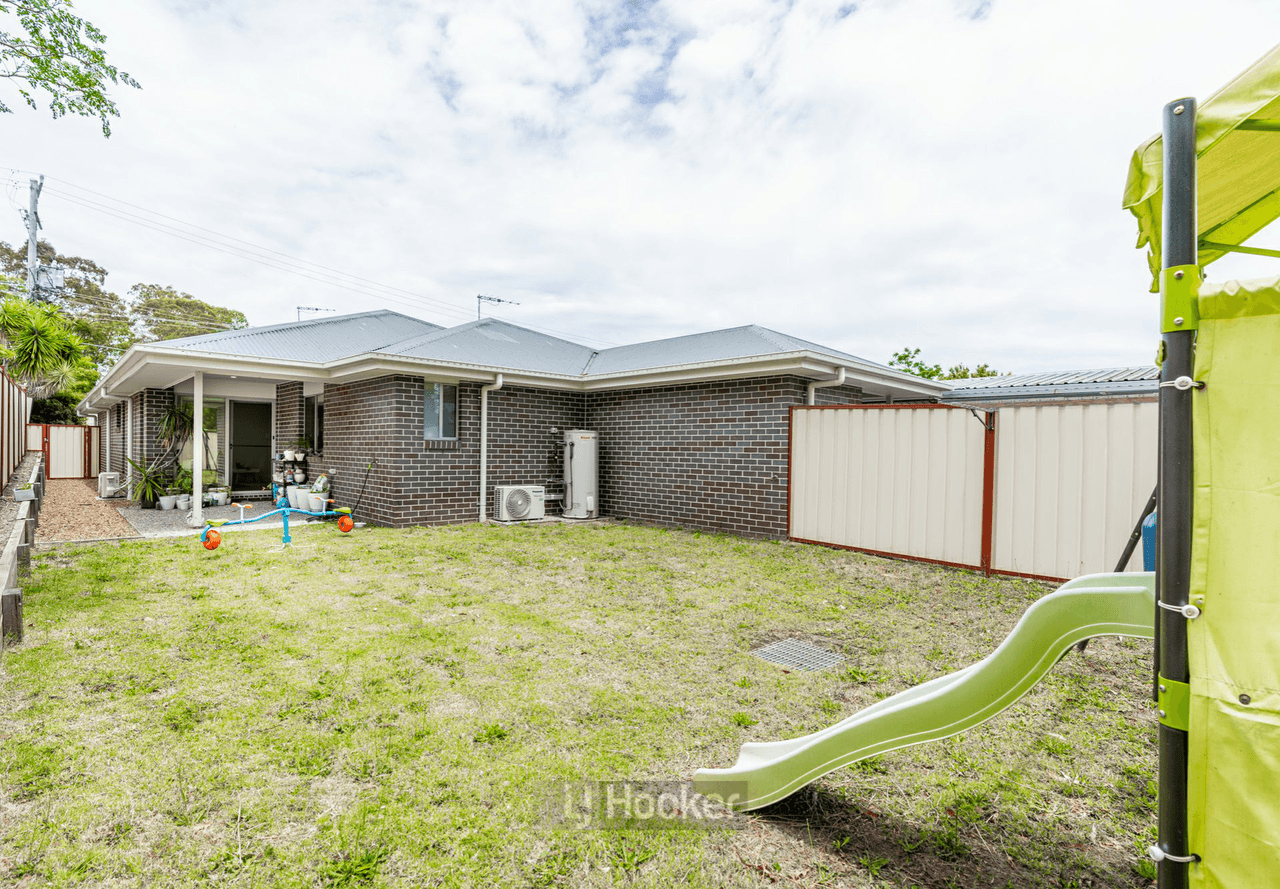 320 Middle Road, BORONIA HEIGHTS, QLD 4124