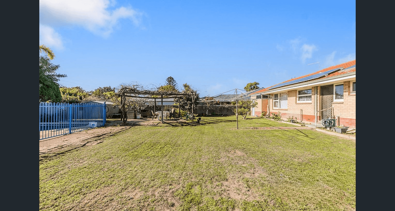 10 Farris Street, ROCKINGHAM, WA 6168