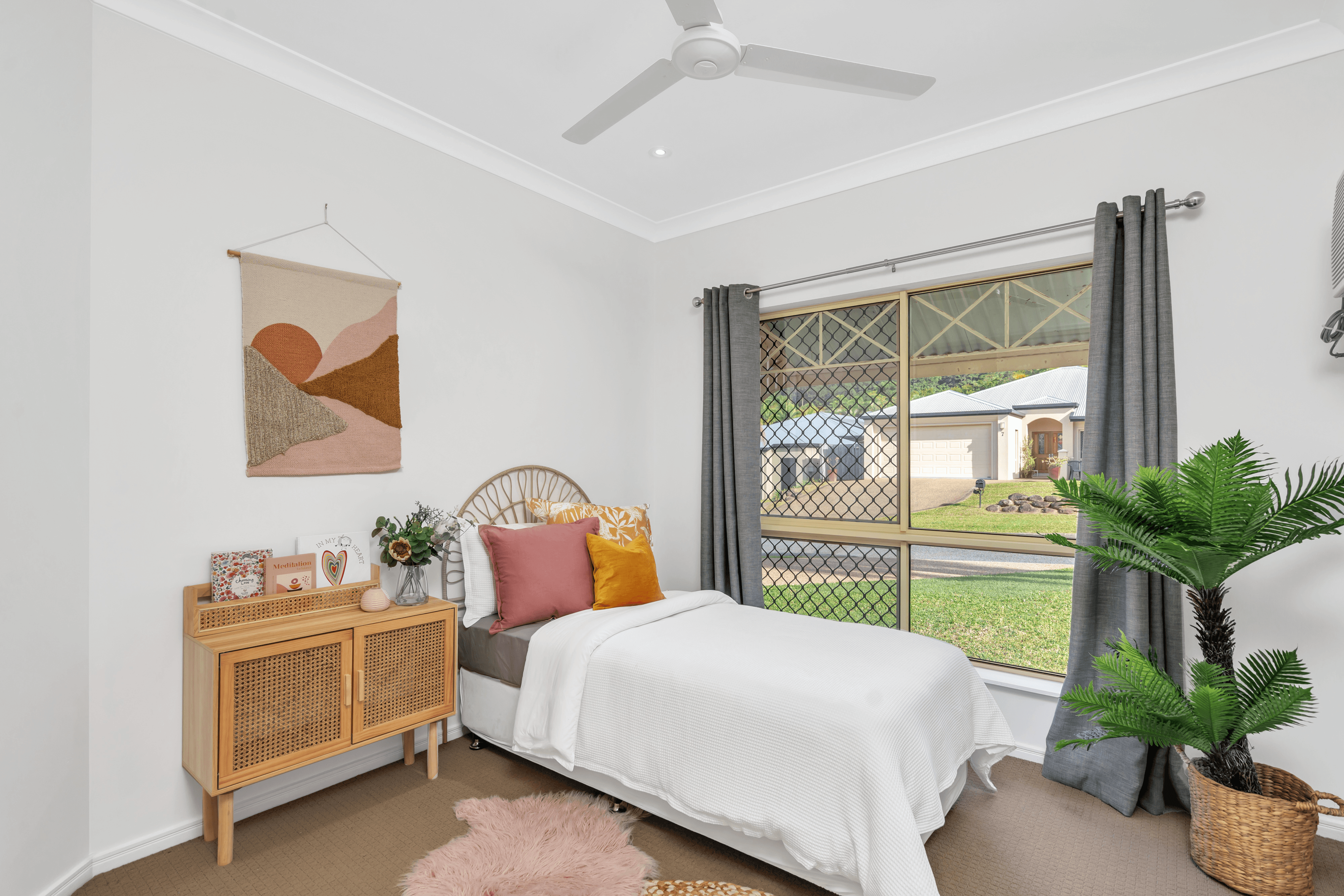 10 Sweetlip Close, KANIMBLA, QLD 4870