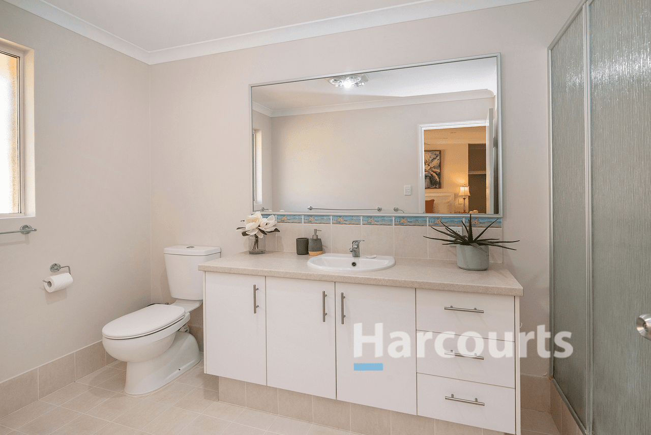 12 Santons Approach, YALYALUP, WA 6280