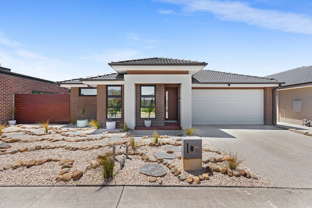 8 Snedden Street, Armstrong Creek, VIC 3217