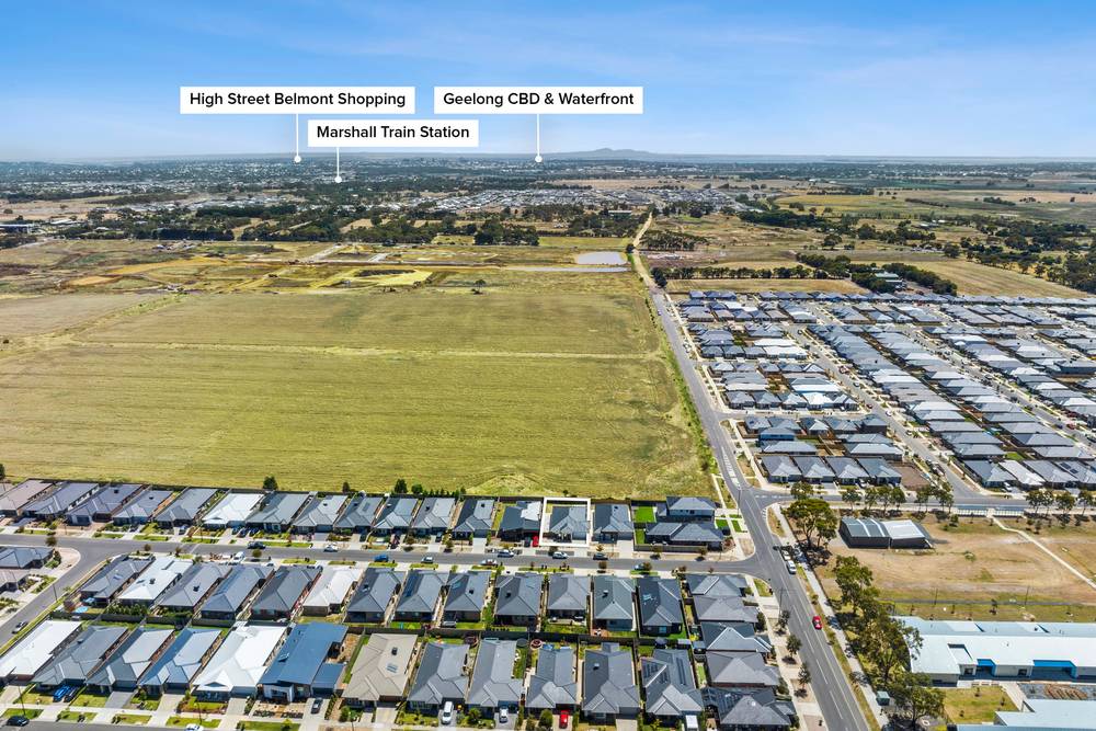 8 Snedden Street, Armstrong Creek, VIC 3217