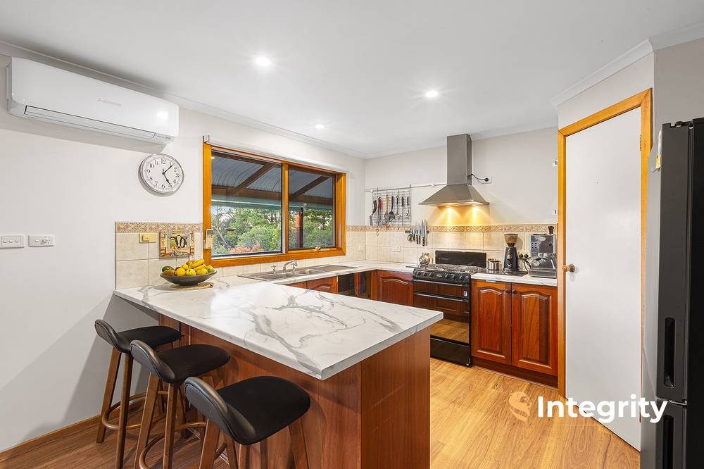 588 Larritts Lane, Glenburn, VIC 3717