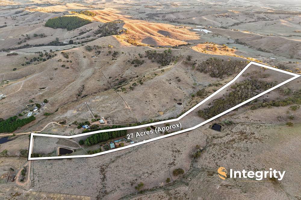 588 Larritts Lane, Glenburn, VIC 3717