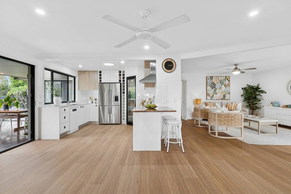 2 Villari Close, Belmont, QLD 4153