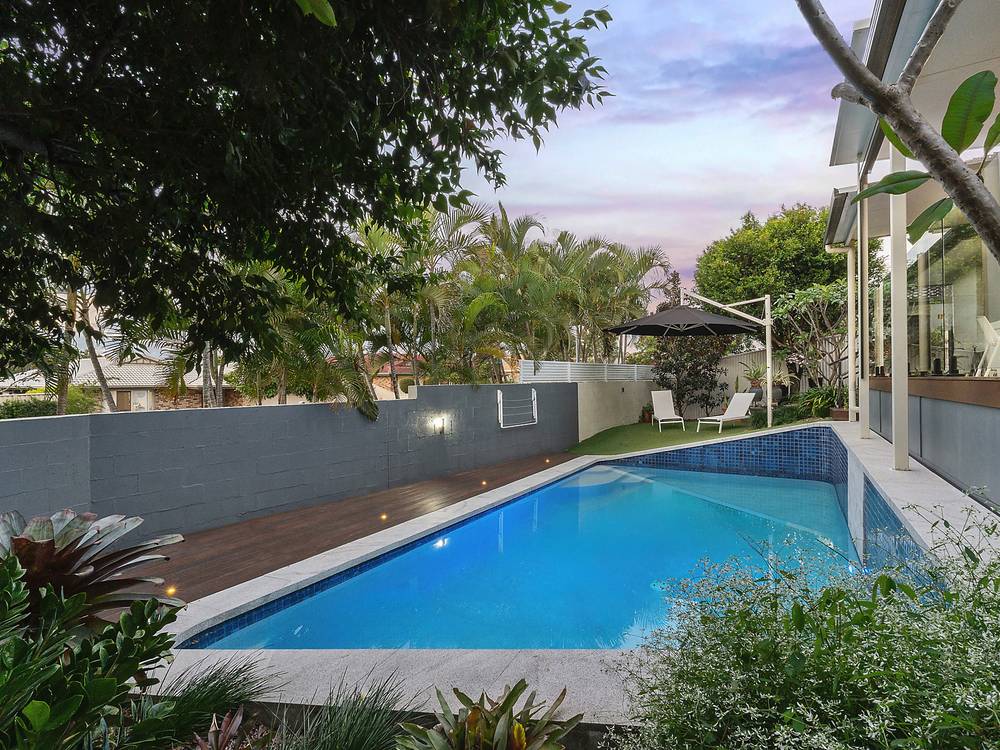 2 Villari Close, Belmont, QLD 4153