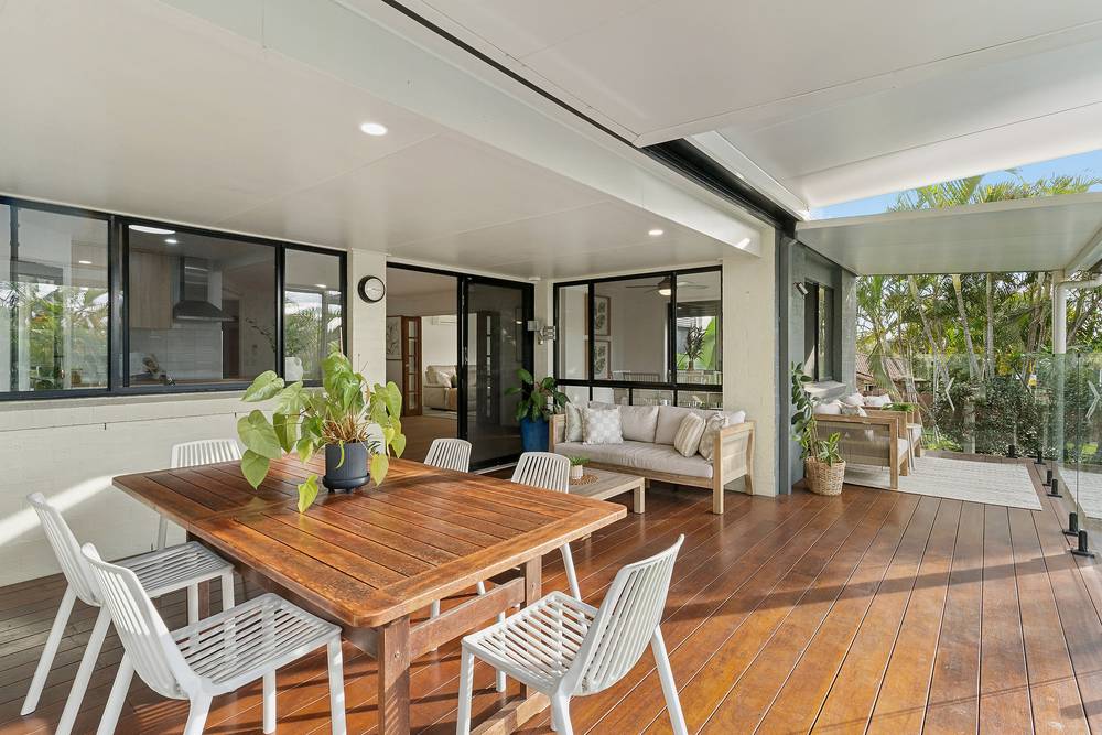 2 Villari Close, Belmont, QLD 4153