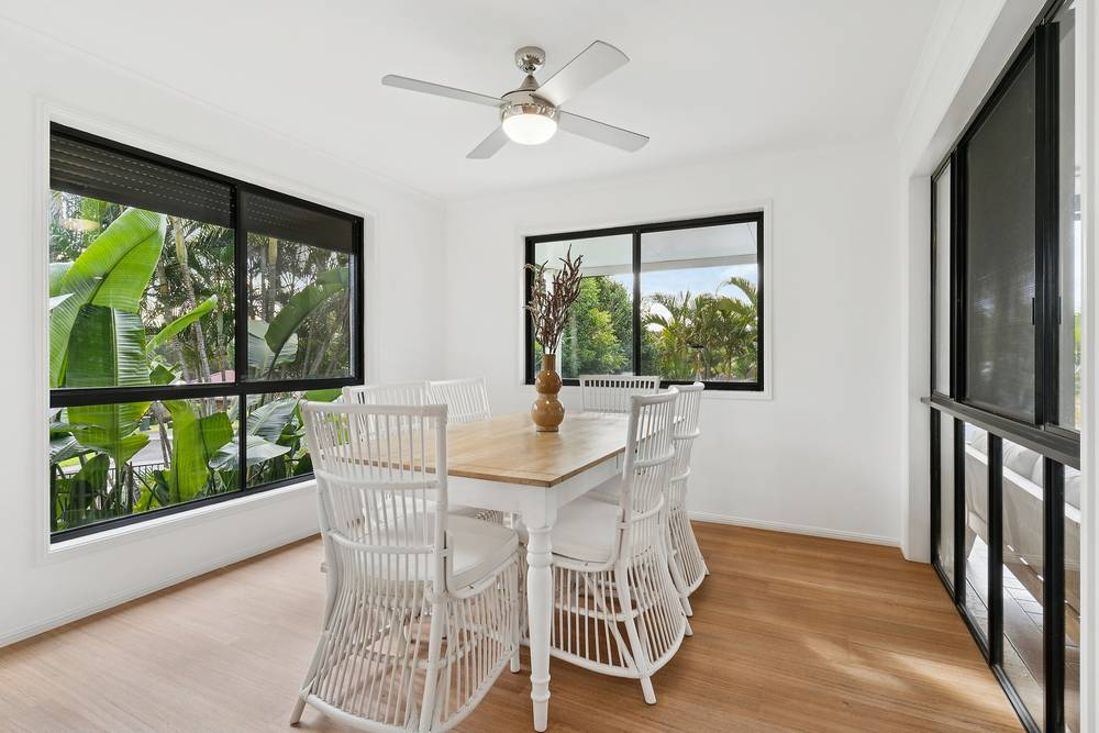 2 Villari Close, Belmont, QLD 4153