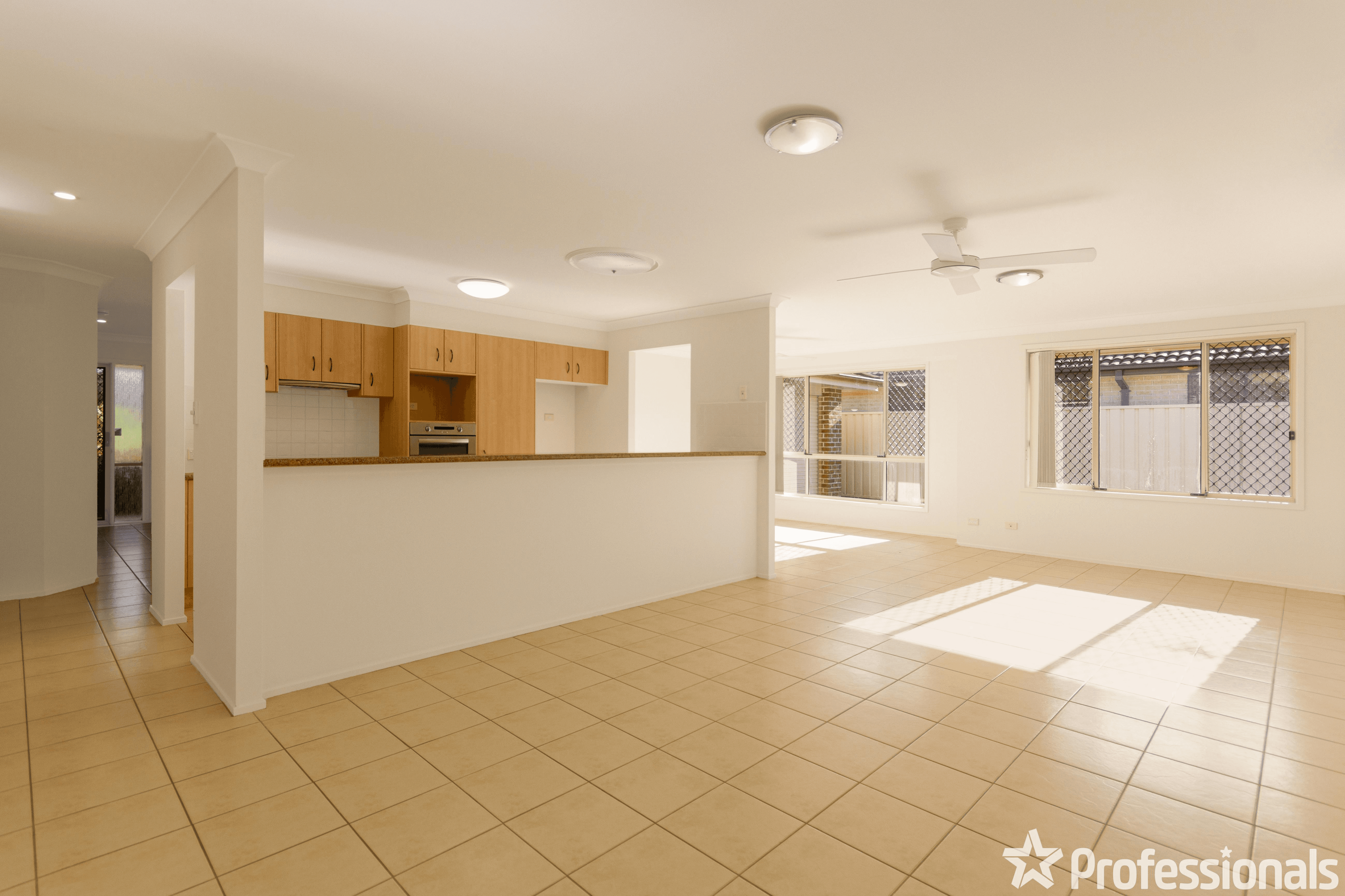 34 Golden Ash Close, WORRIGEE, NSW 2540