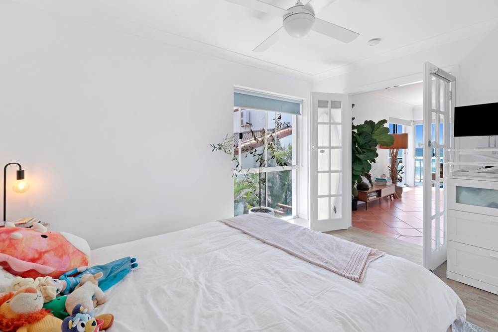 6/107 Hedges Avenue, Mermaid Beach, QLD 4218