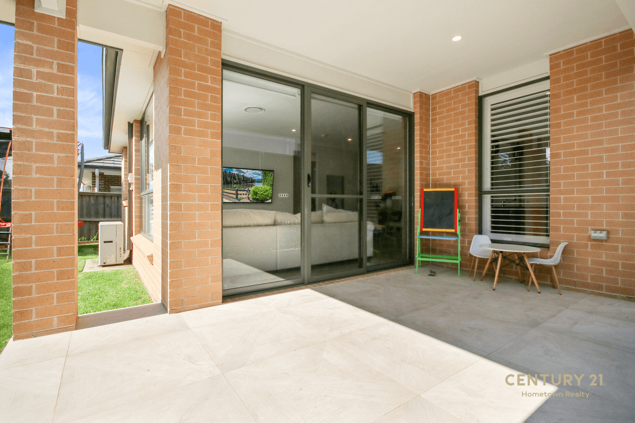 8 Harley Way, Riverstone, NSW 2765