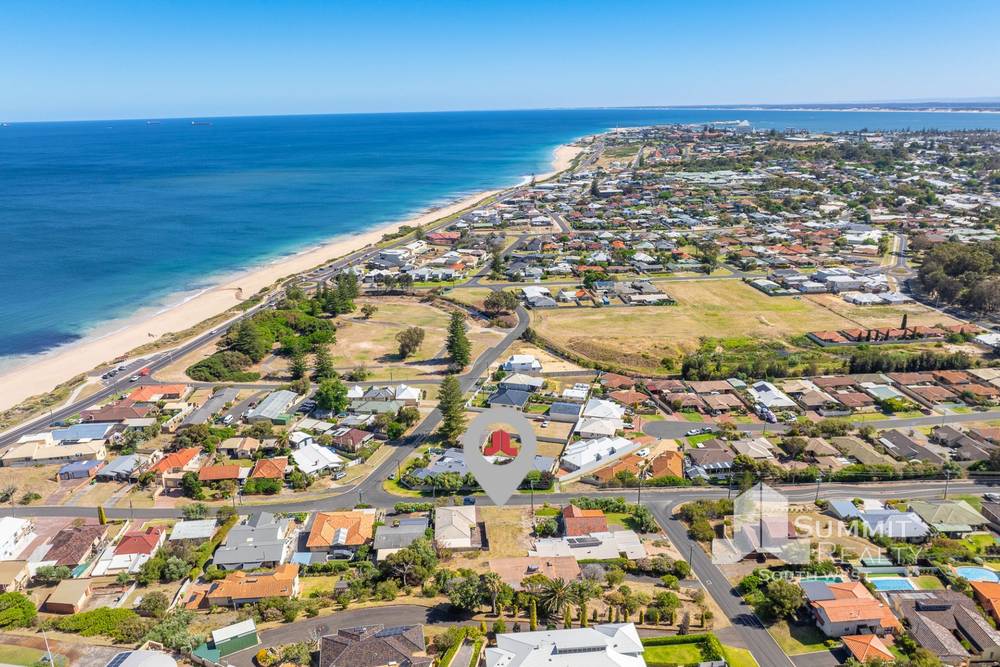 21 Hoylake Avenue, South Bunbury, WA 6230