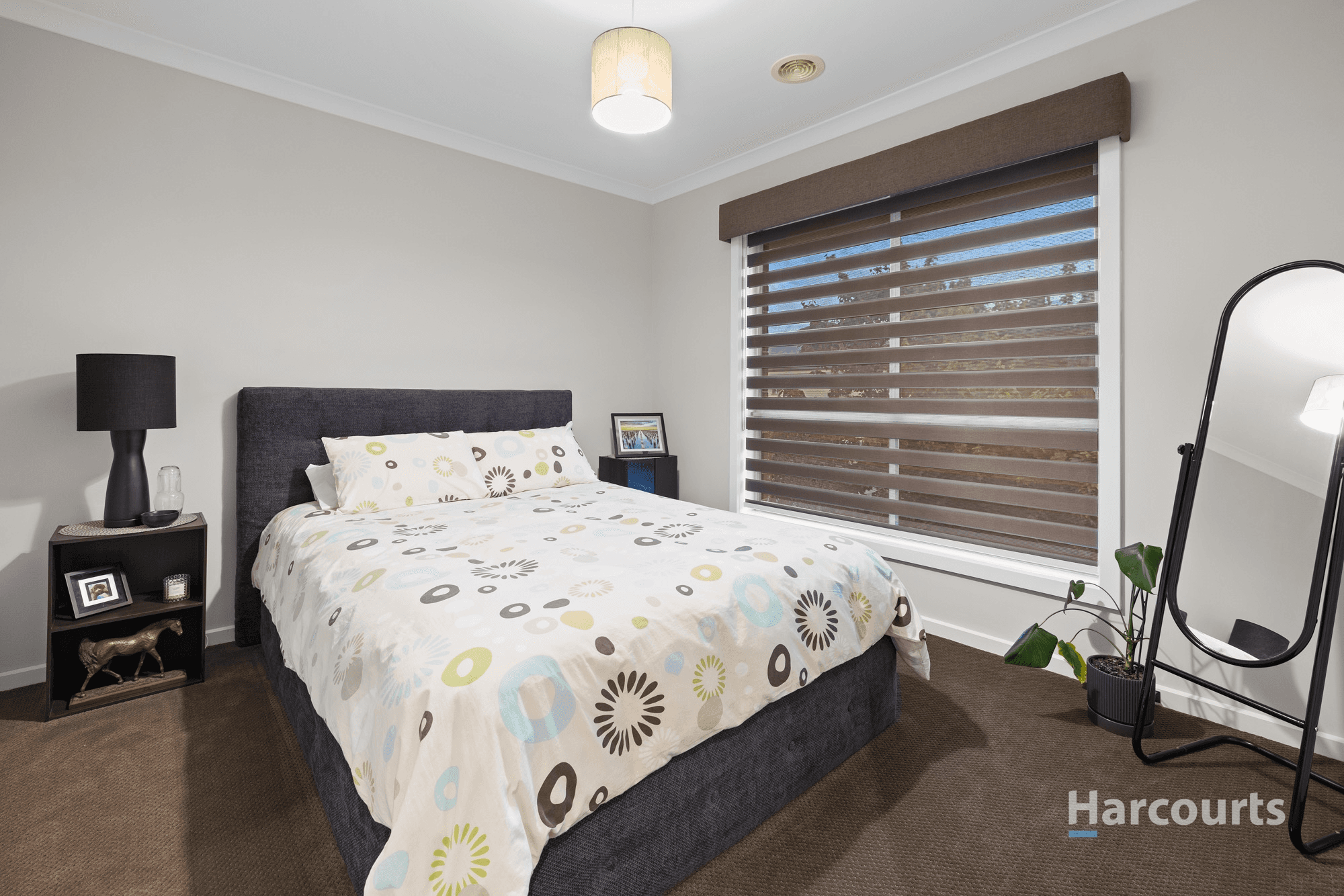 7 Otago Loop, Caroline Springs, VIC 3023