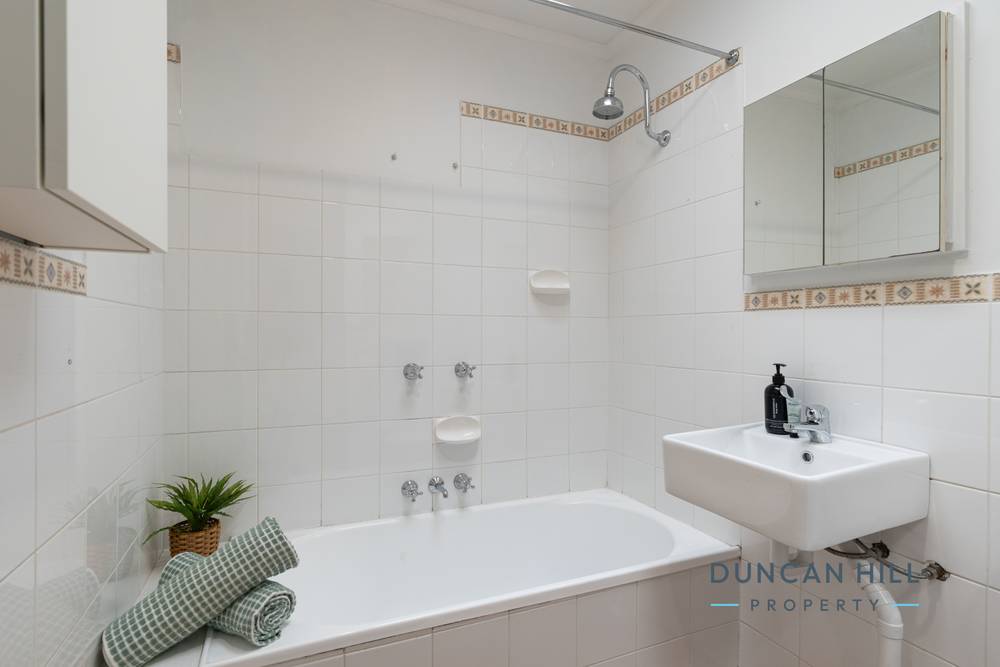 2 College Place, BOWRAL, NSW 2576