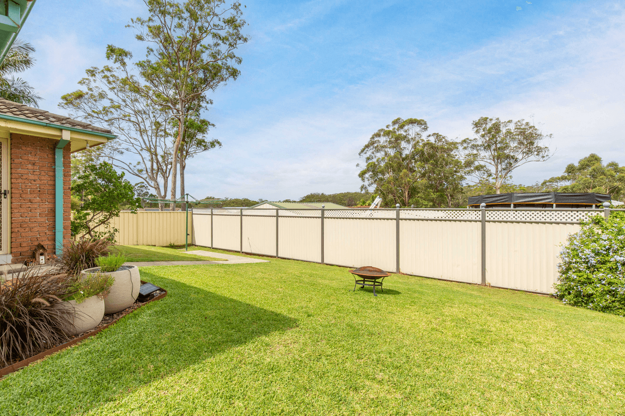 12 Redman Road, MEDOWIE, NSW 2318