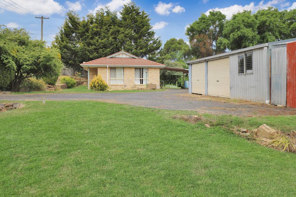 10 Dillon Street, Oberon, NSW 2787