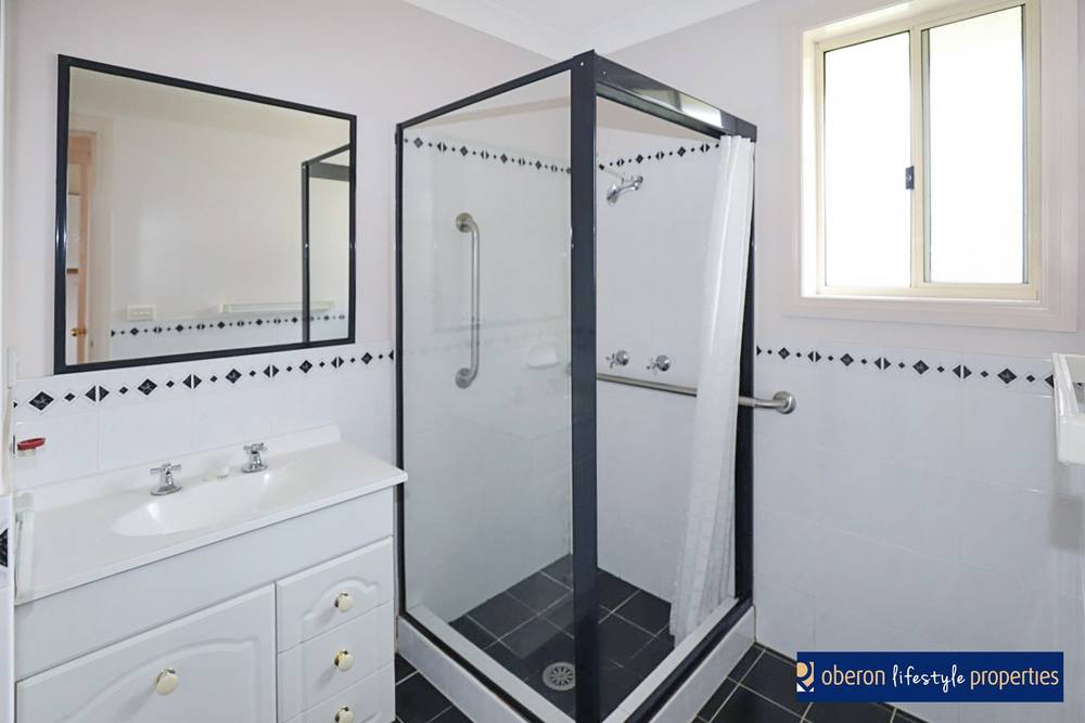 10 Dillon Street, Oberon, NSW 2787