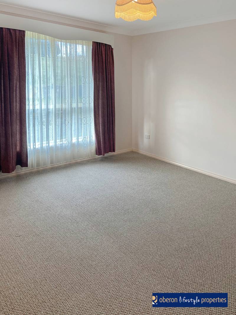 10 Dillon Street, Oberon, NSW 2787