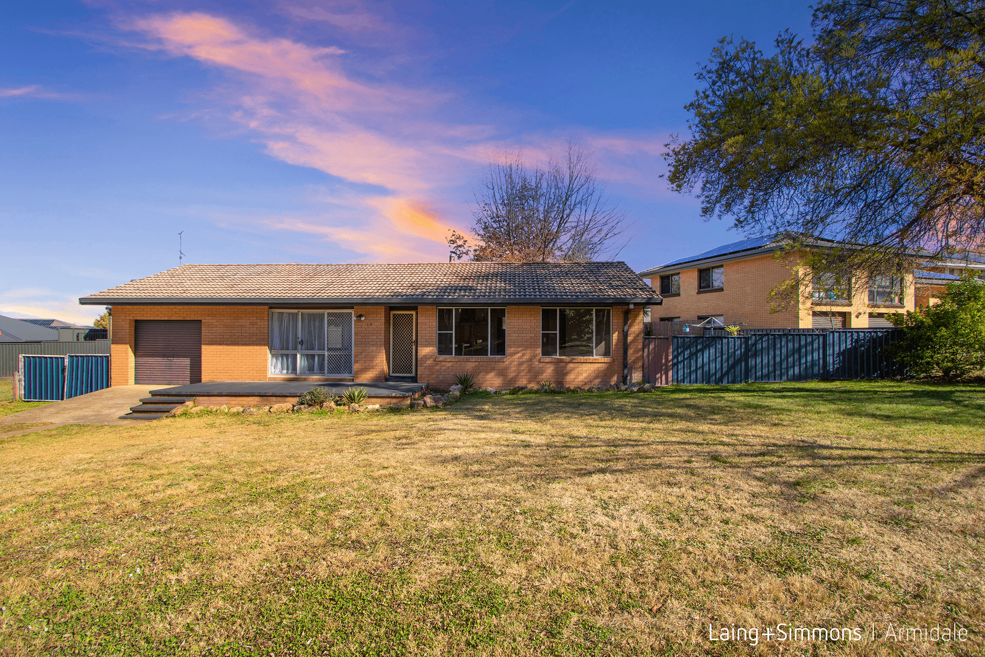 18 Freeman Crescent, Armidale, NSW 2350