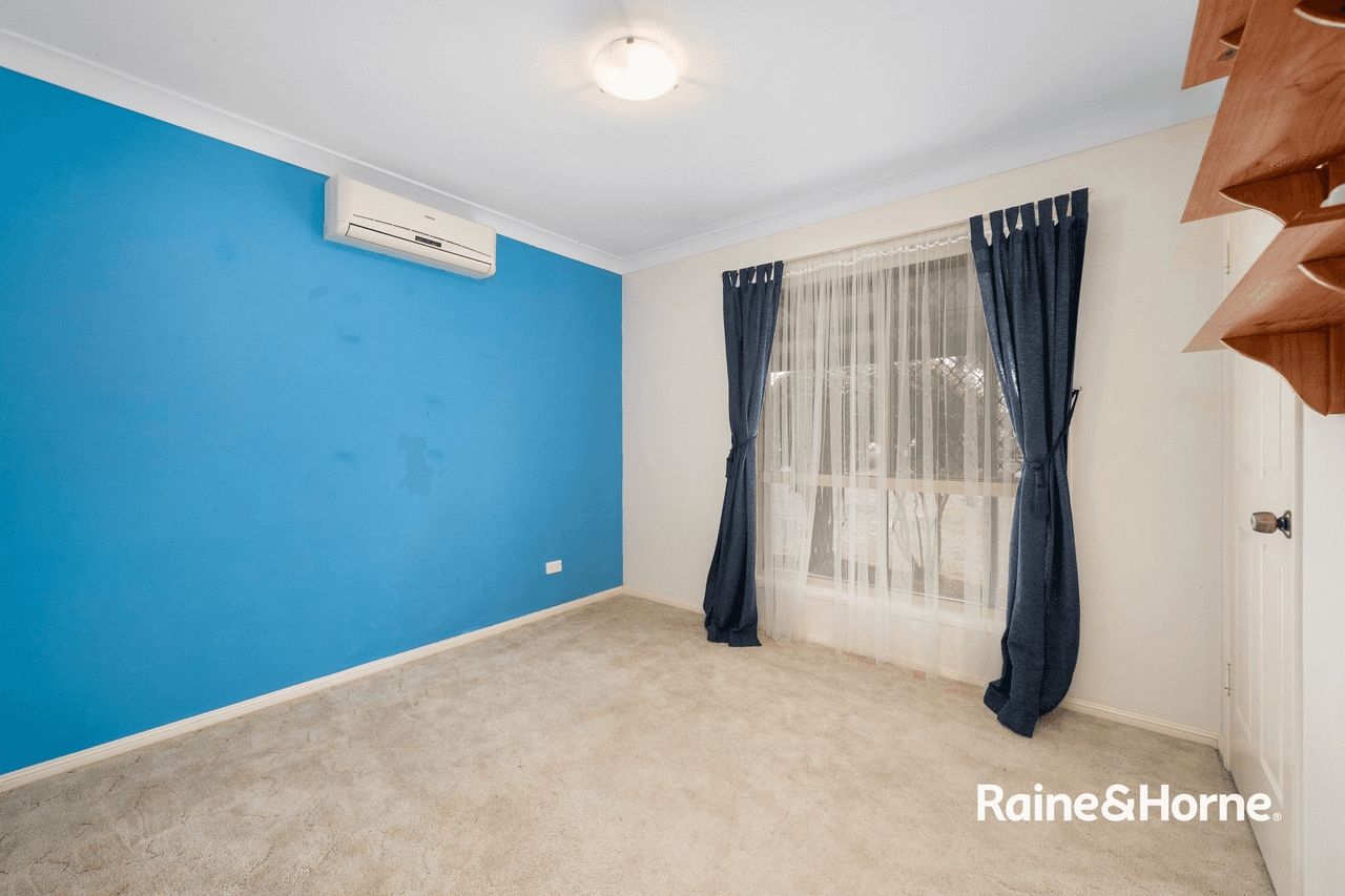 73-75 West Sentinel Dr, GREENBANK, QLD 4124