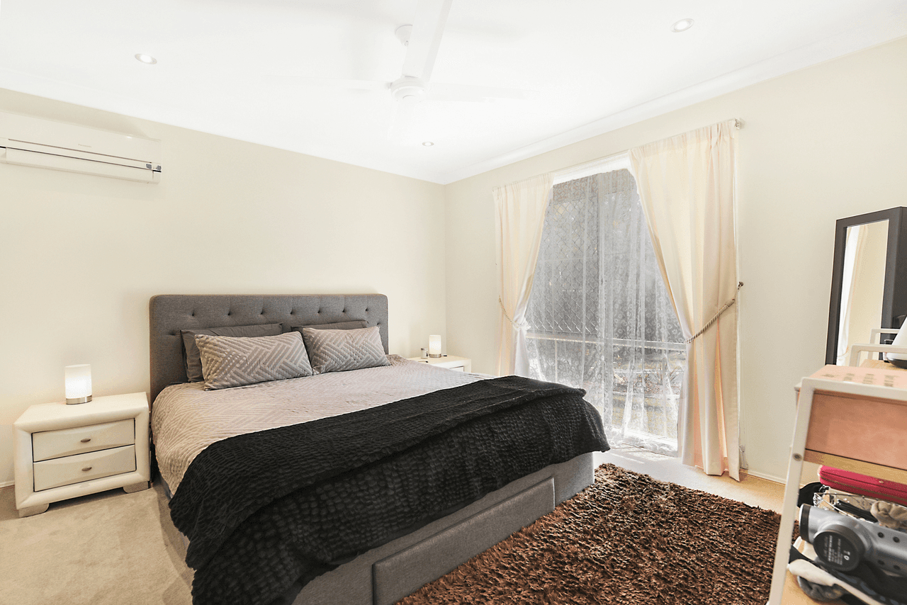 13 Matzia Avenue, PACIFIC PINES, QLD 4211