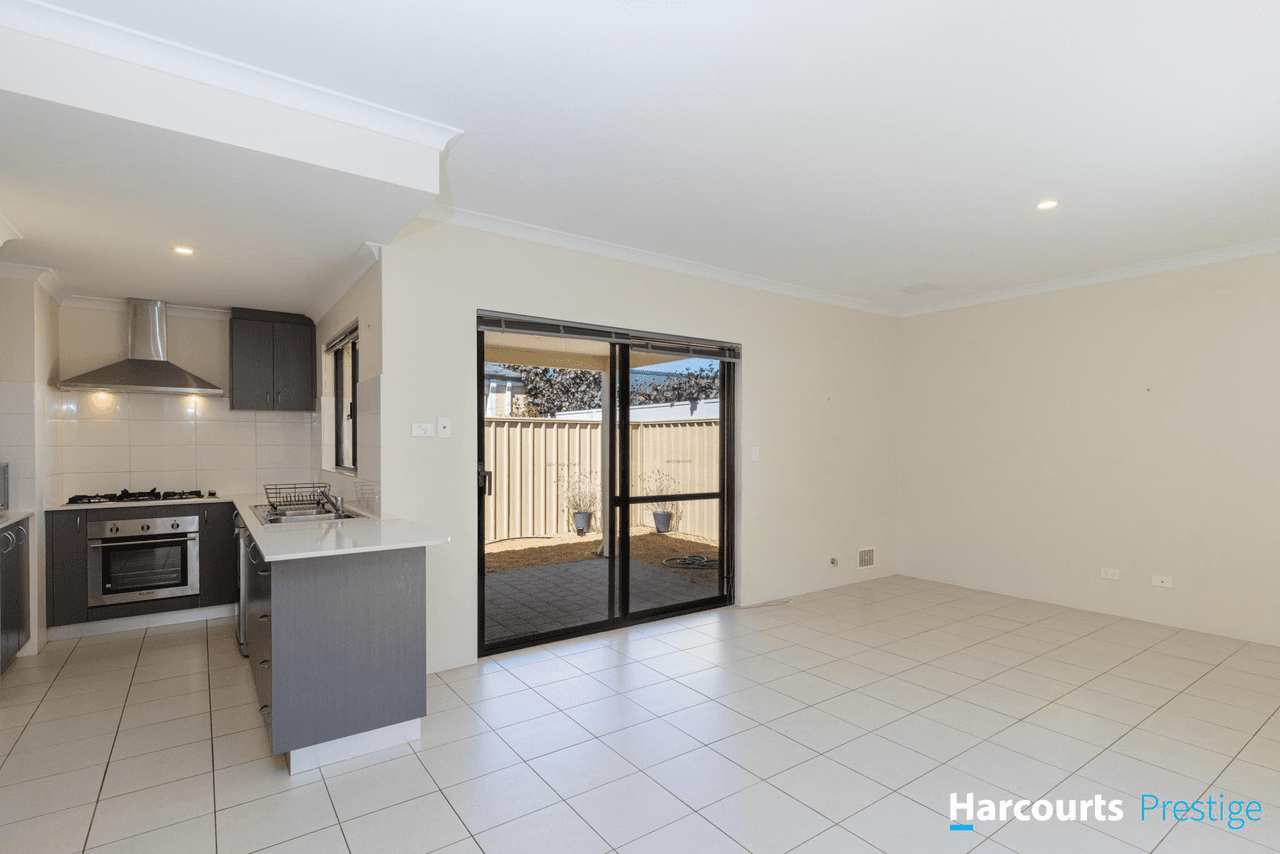 14 Glendalough Loop, CANNING VALE, WA 6155