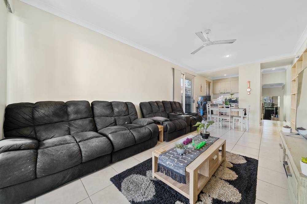 19 Barrington Street, SPRINGFIELD LAKES, QLD 4300