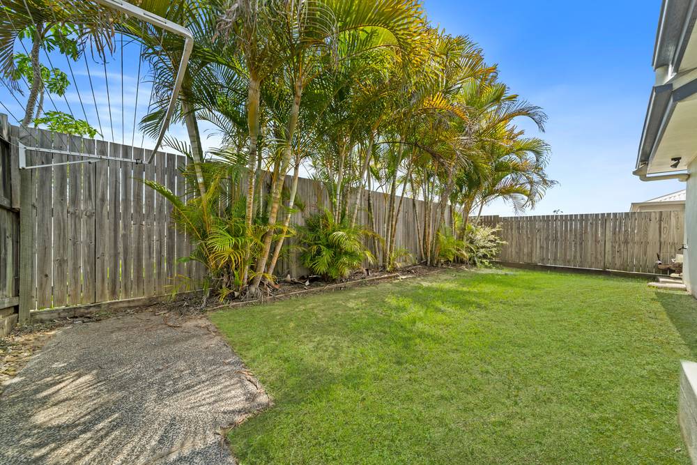 19 Barrington Street, SPRINGFIELD LAKES, QLD 4300