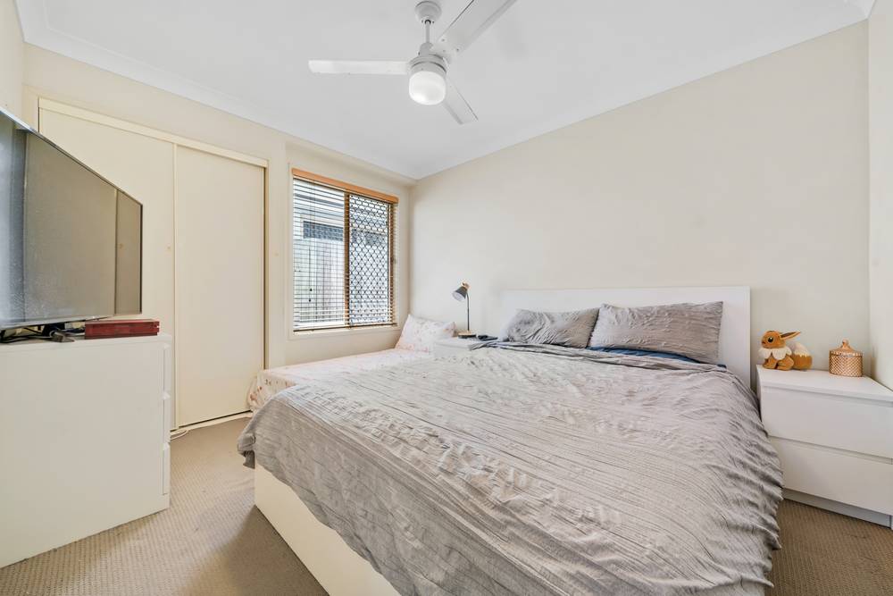 19 Barrington Street, SPRINGFIELD LAKES, QLD 4300