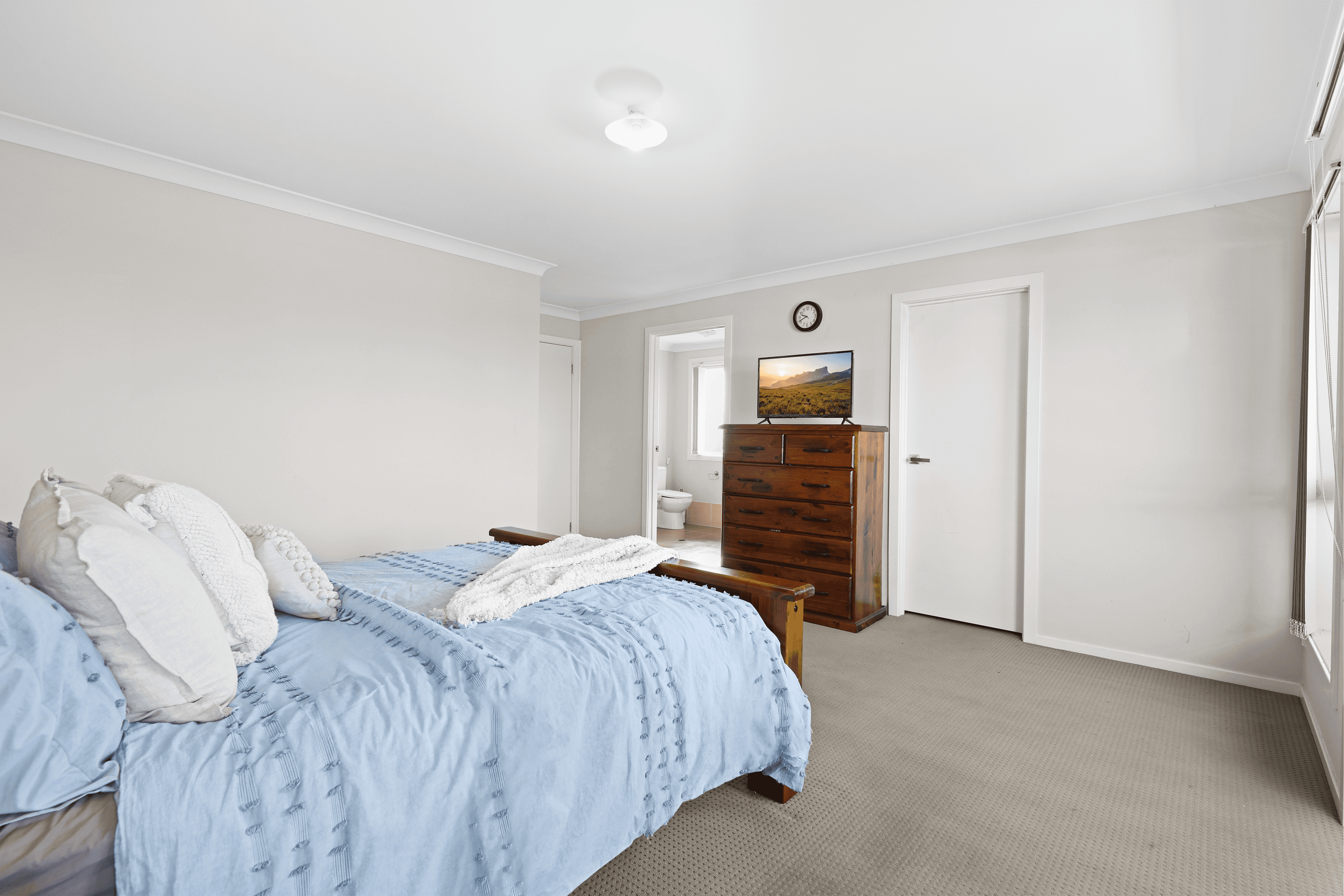 12 Holly Crescent, Jordan Springs, NSW 2747