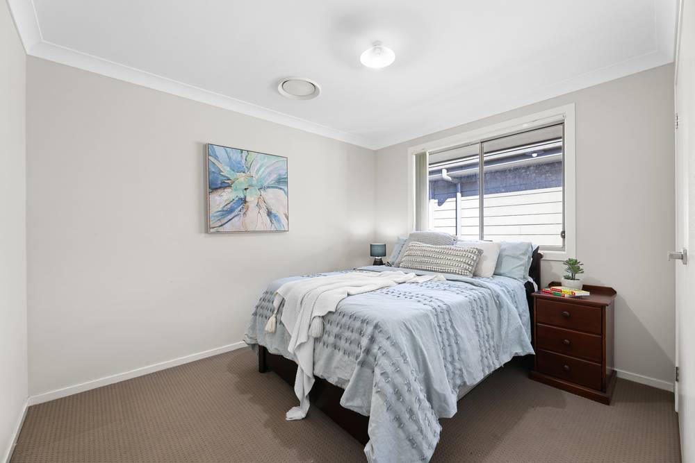 12 Holly Crescent, Jordan Springs, NSW 2747
