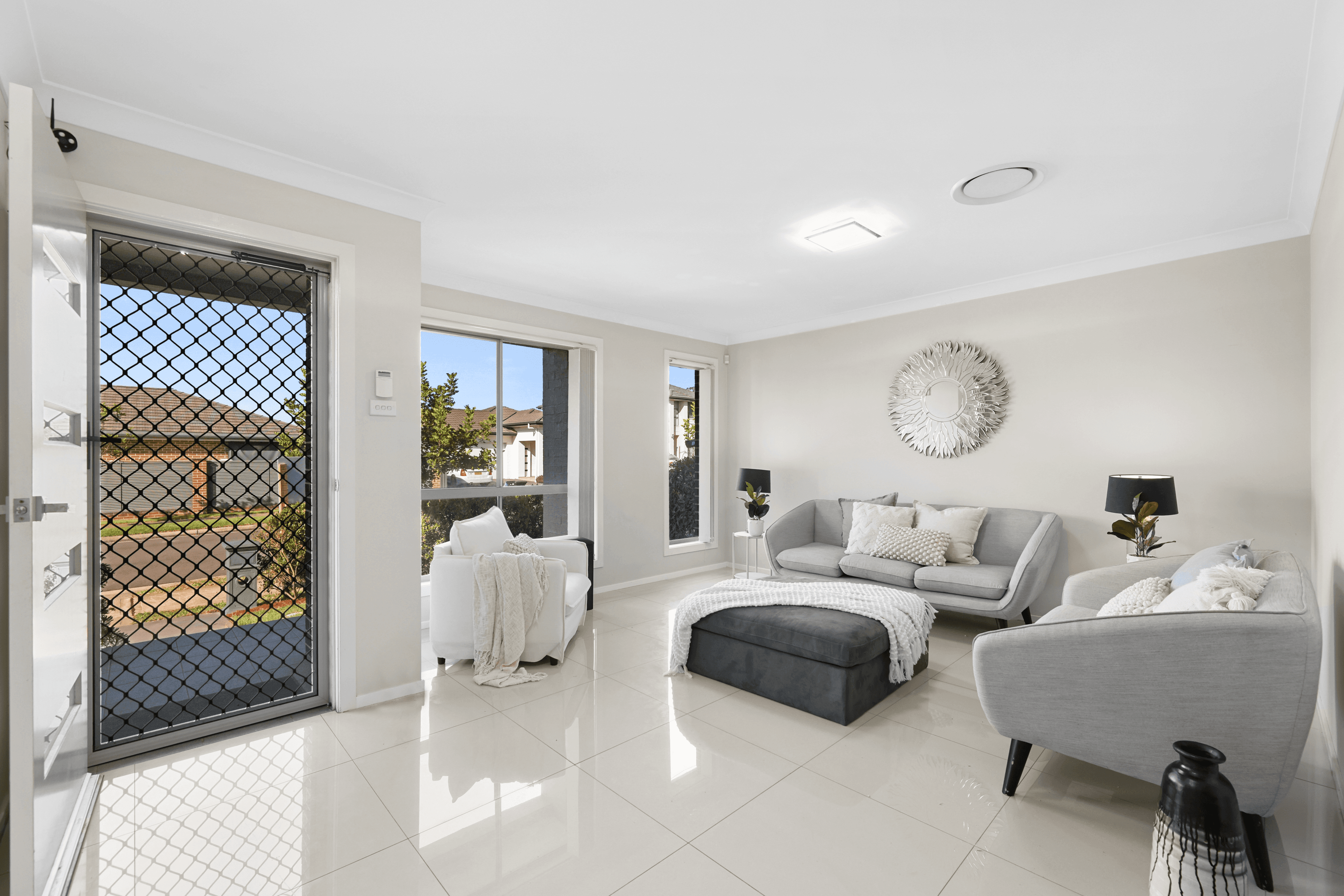 12 Holly Crescent, Jordan Springs, NSW 2747