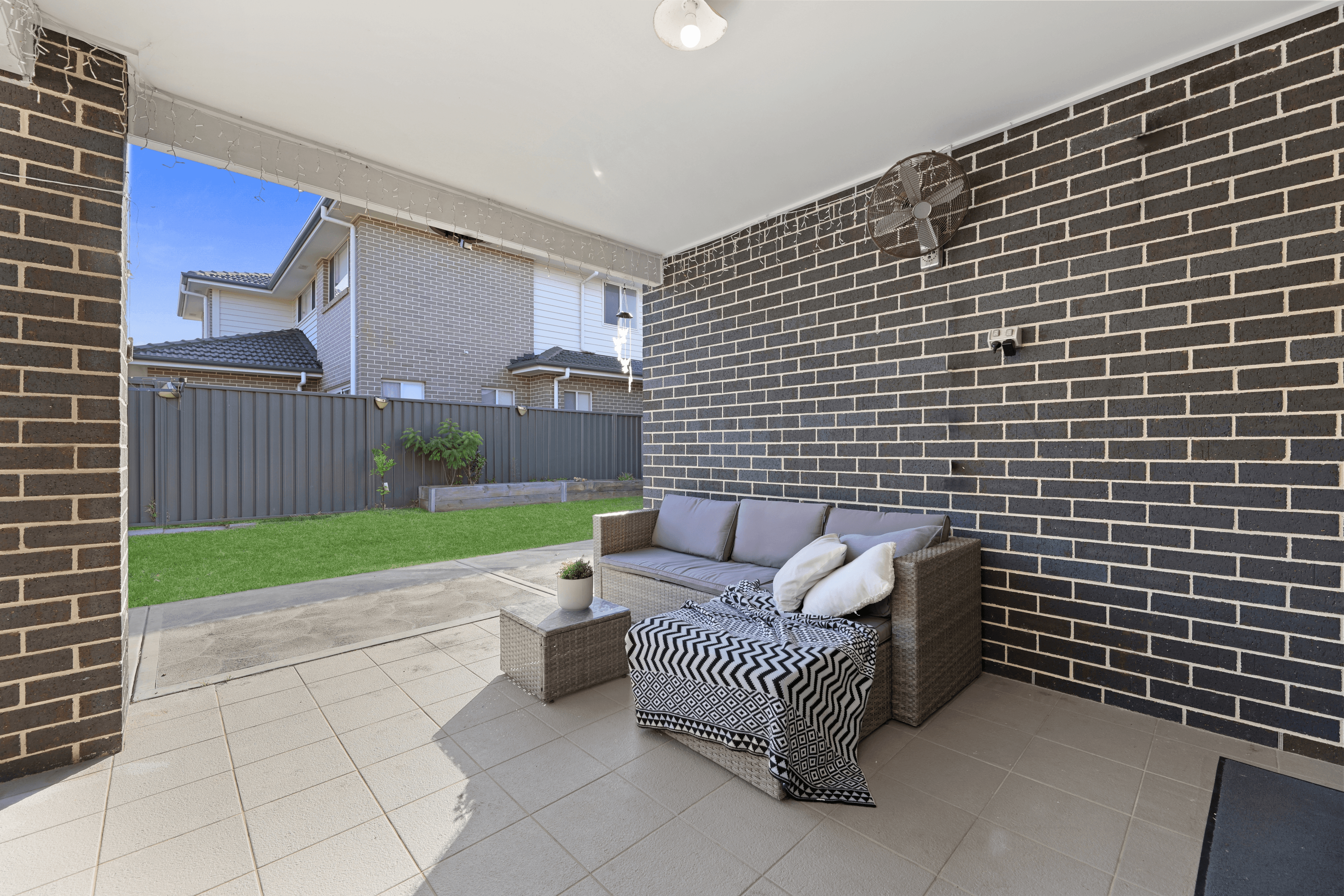 12 Holly Crescent, Jordan Springs, NSW 2747