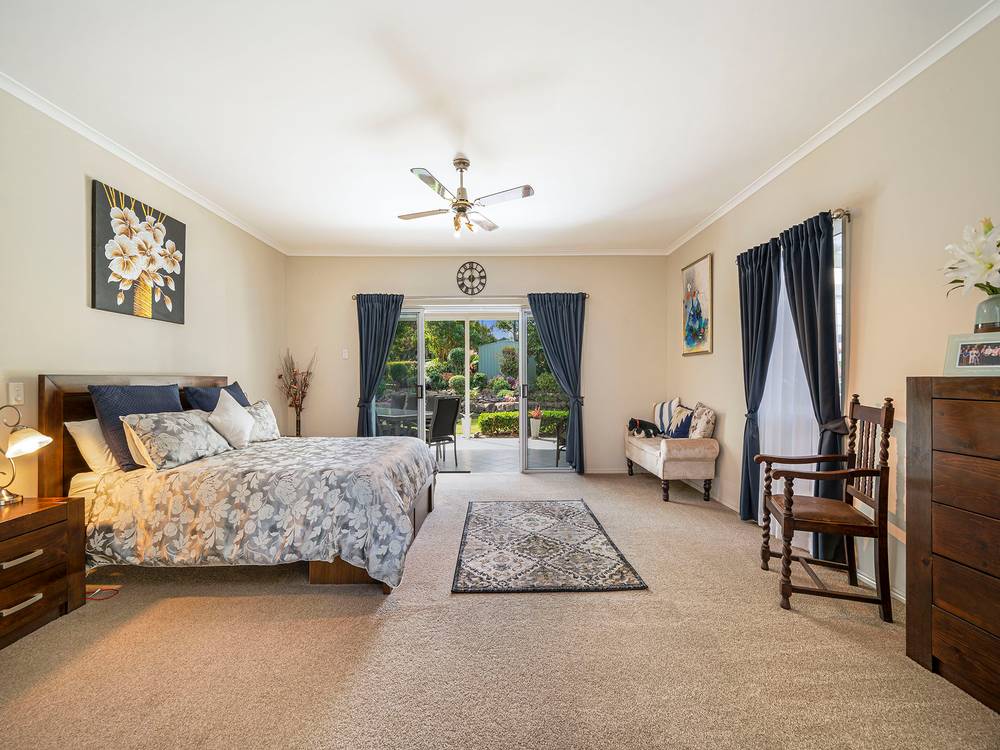 33 Heritage Drive, Glass House Mountains, QLD 4518