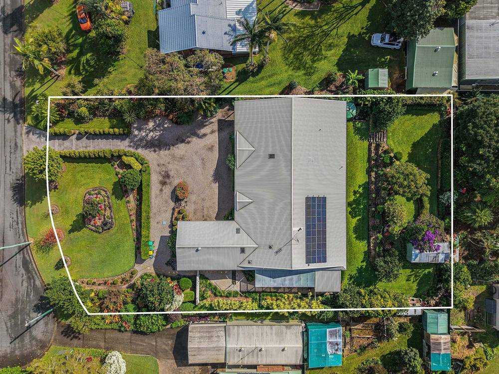 33 Heritage Drive, Glass House Mountains, QLD 4518
