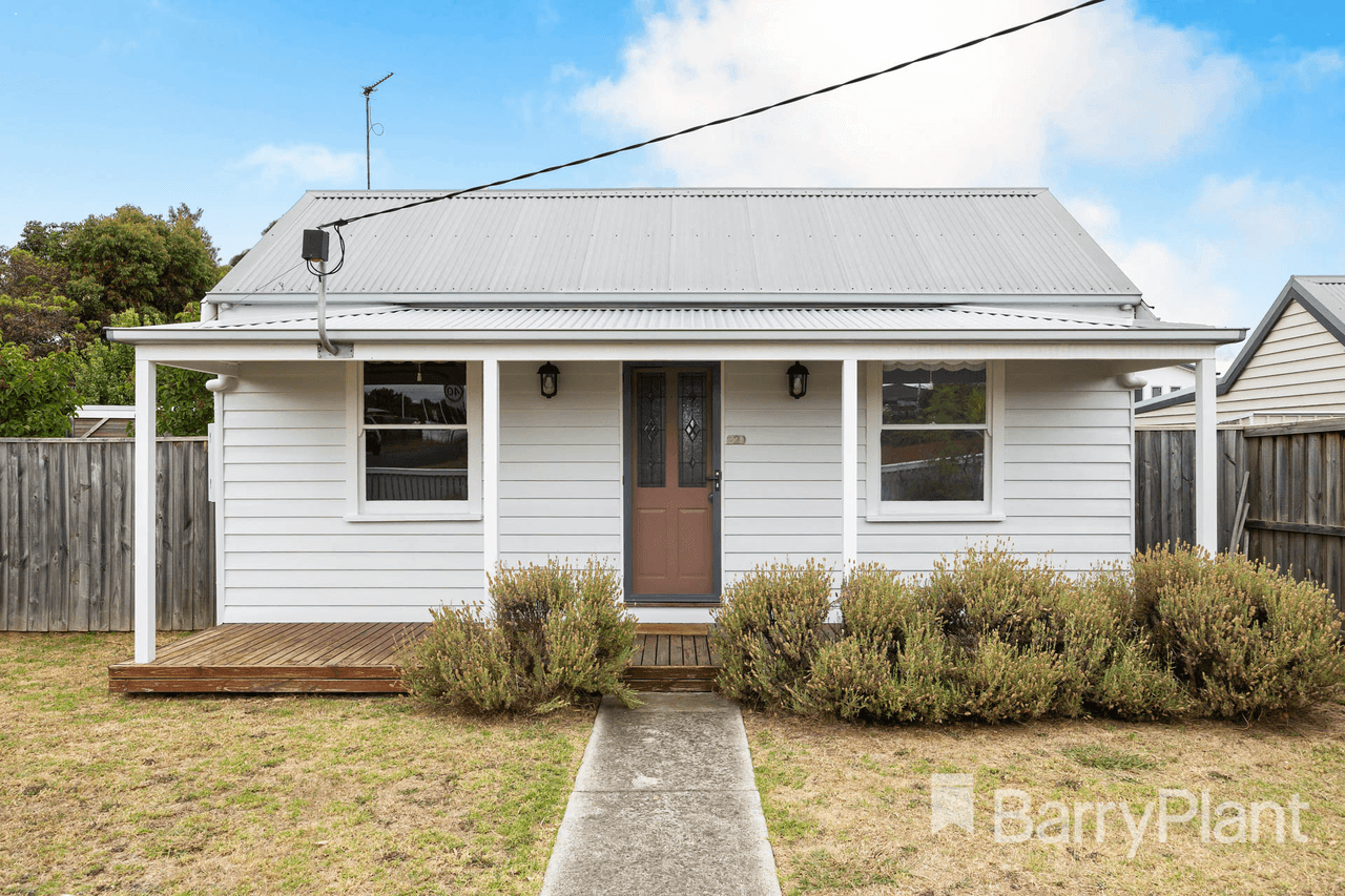 220 Clayton Street, Canadian, VIC 3350