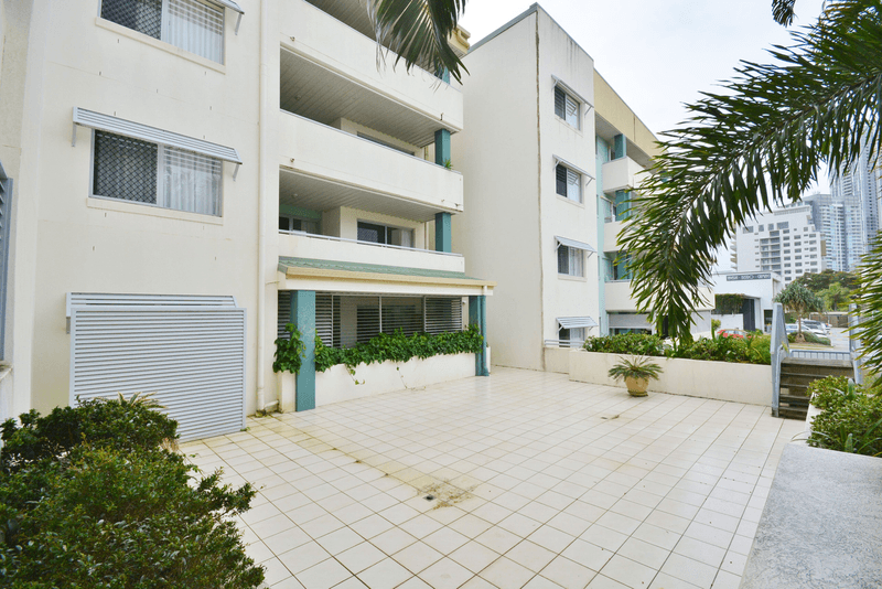 6/52-58 Queen Street, Southport, QLD 4215