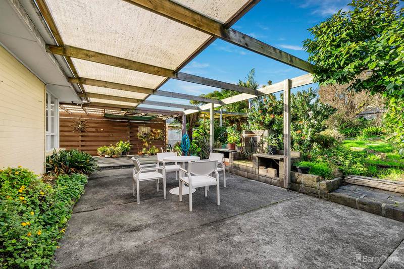 12 Marcus Road, TEMPLESTOWE LOWER, VIC 3107