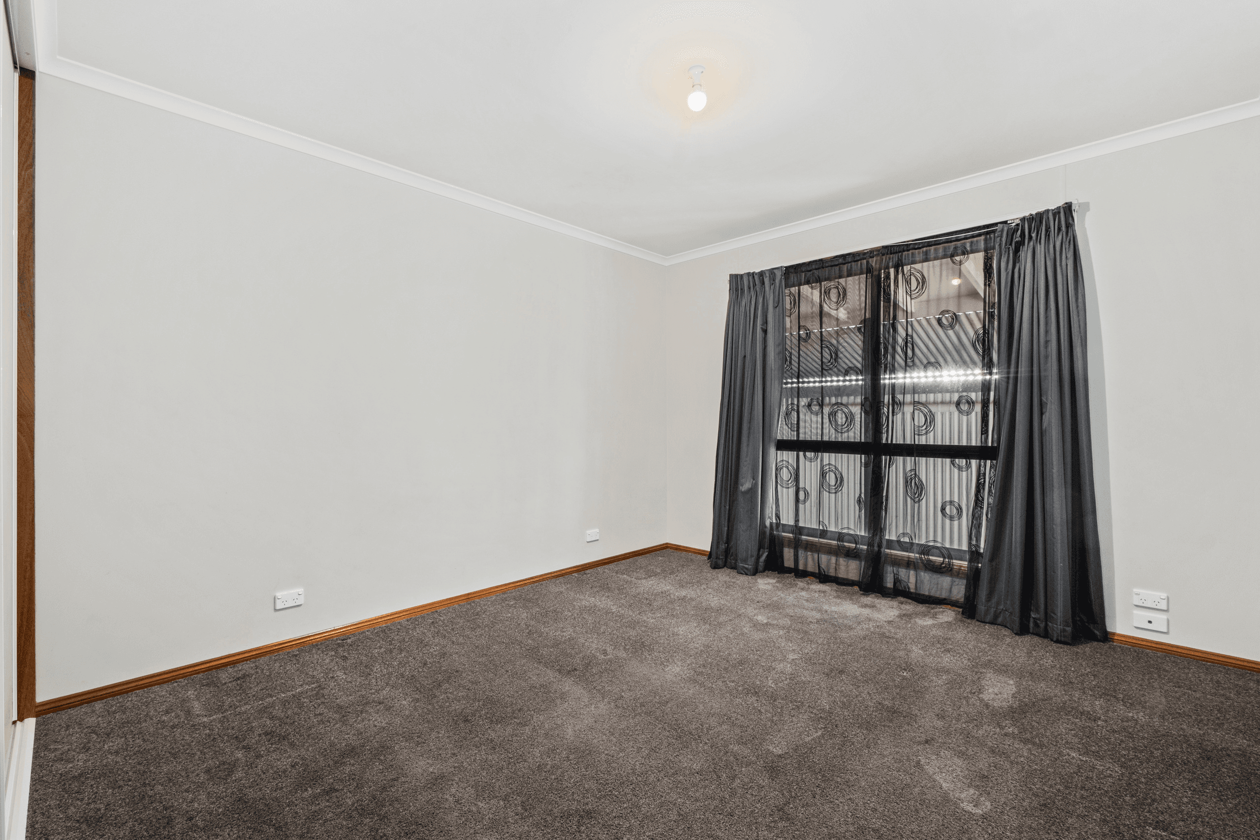 28 Foxlow Street, Captains Flat, NSW 2623