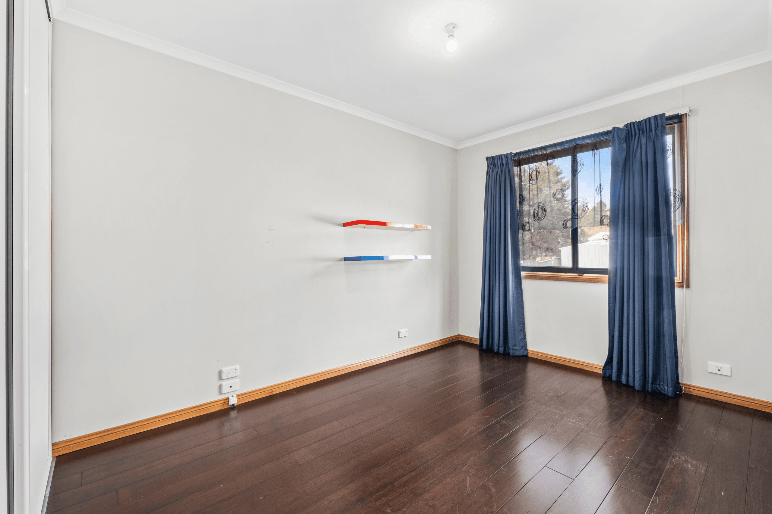 28 Foxlow Street, Captains Flat, NSW 2623