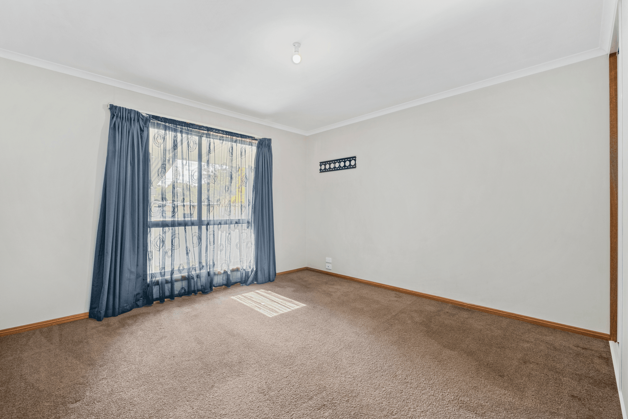 28 Foxlow Street, Captains Flat, NSW 2623