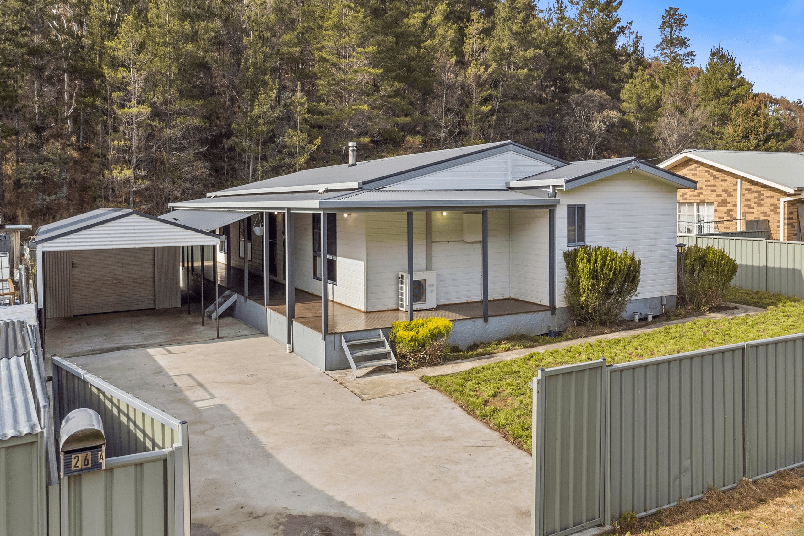 28 Foxlow Street, Captains Flat, NSW 2623