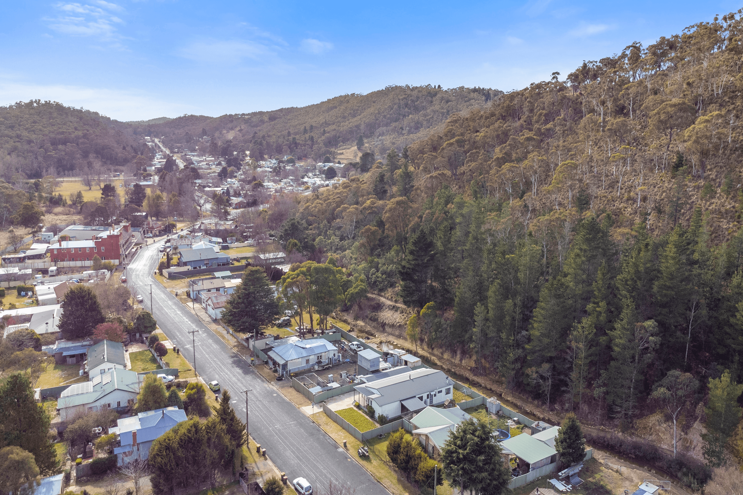 28 Foxlow Street, Captains Flat, NSW 2623